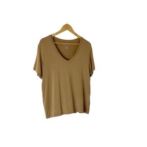 American Eagle Outfitters Soft and Sexy V‎ Neck  Top Size Small Tan